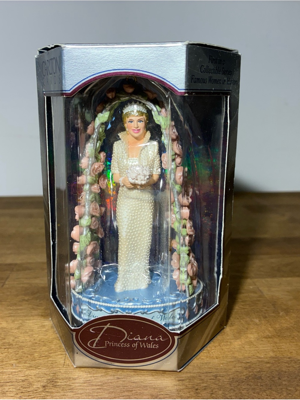 1998 Carlton Cards Princess Diana Heirloom Ornament Famous Women History